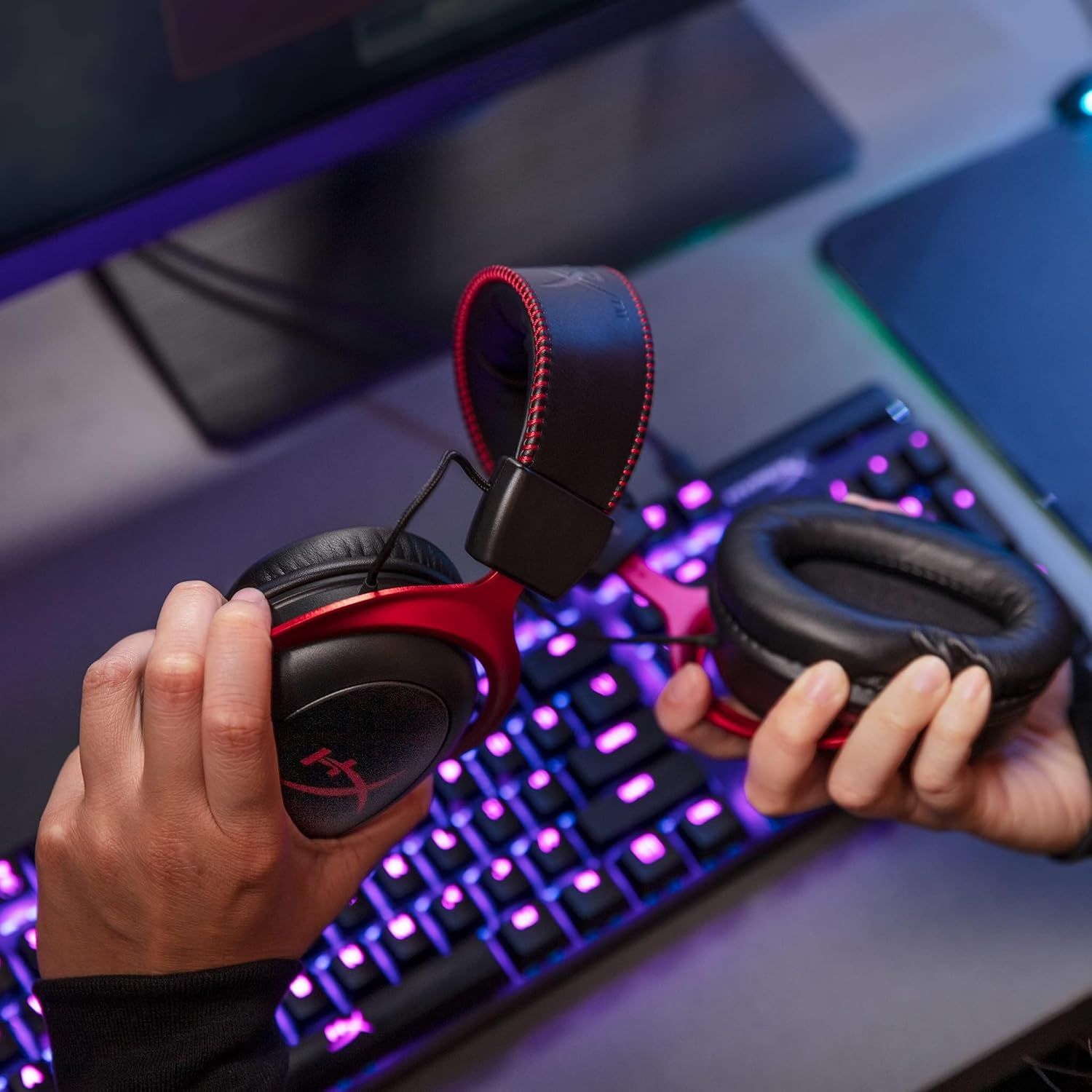 Refurbished HyperX Cloud II Wireless Gaming Headset - Reebelo US