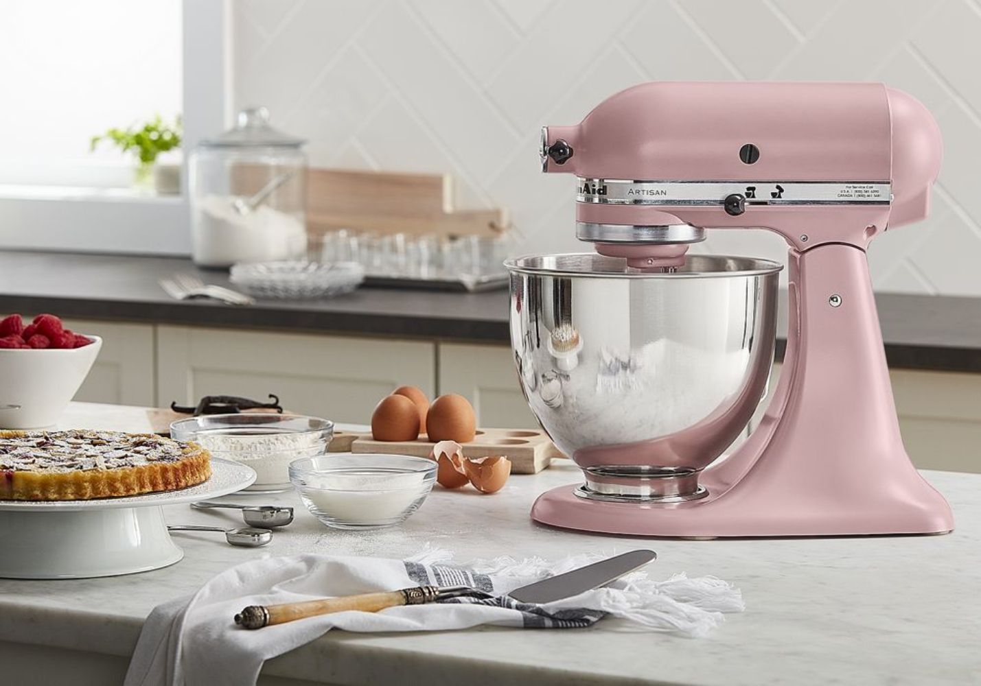 Refurbished KitchenAid Artisan Series 5 Quart Tilt-Head Stand Mixer KSM150PS - Reebelo US