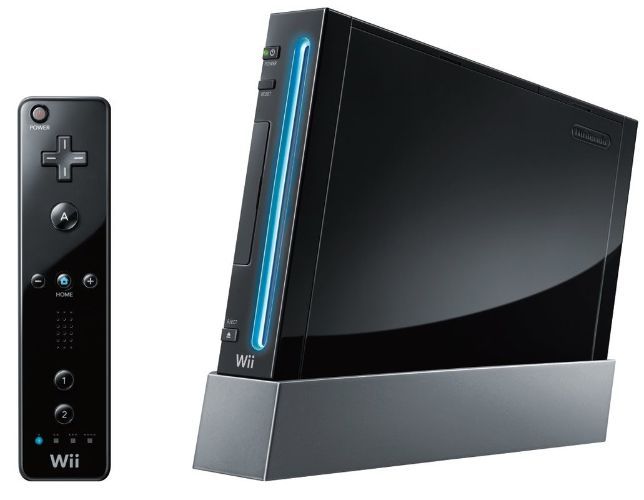 Refurbished Nintendo Wii Gaming Console with Wii Sports & Wii Sports Resort Edition - Reebelo US