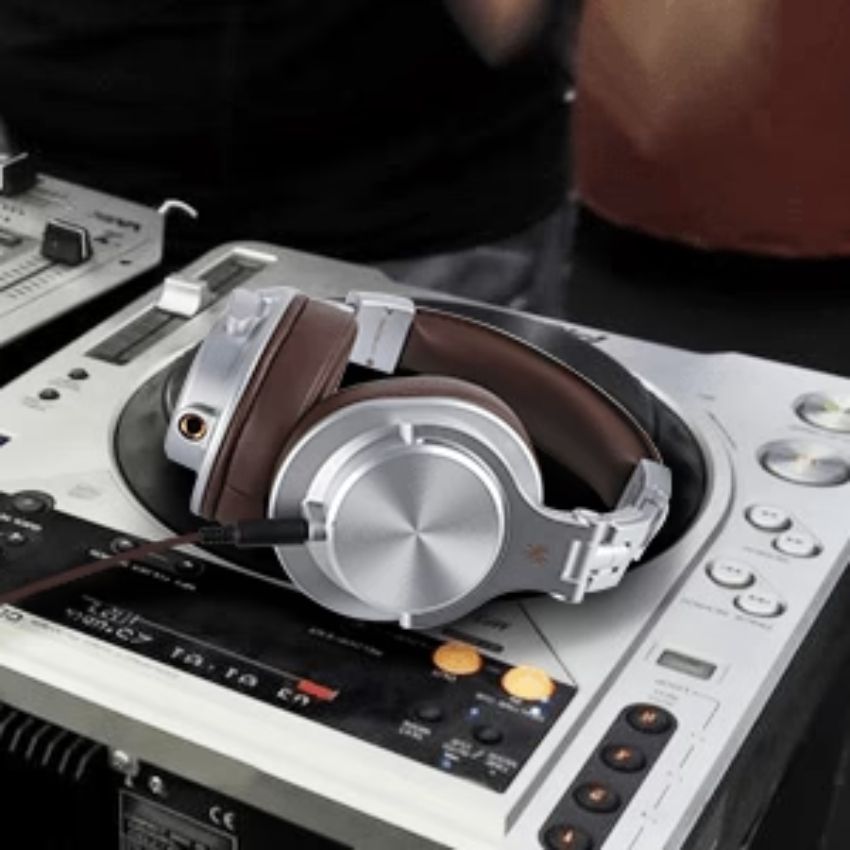 OneOdio A71 Wired Headphones - Reebelo US