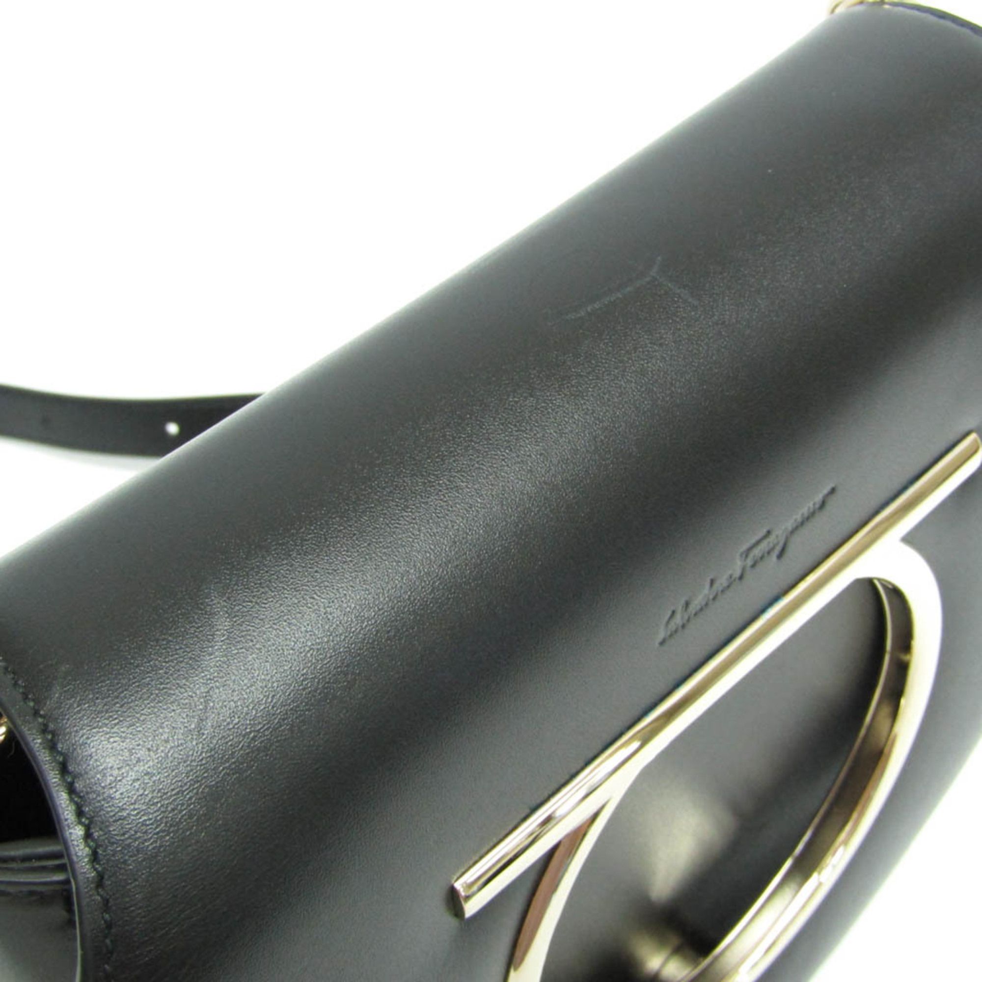 Refurbished Salvatore Ferragamo Gancini Leather Handbag Shoulder Bag - Reebelo US