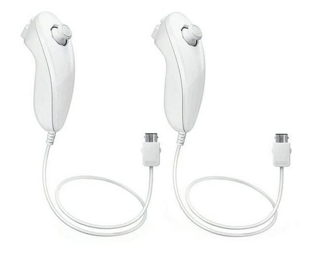 Refurbished Nintendo Wii Gaming Console Bundle - Reebelo US